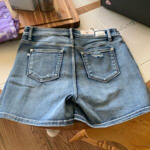 Brand new Judy blue midrise